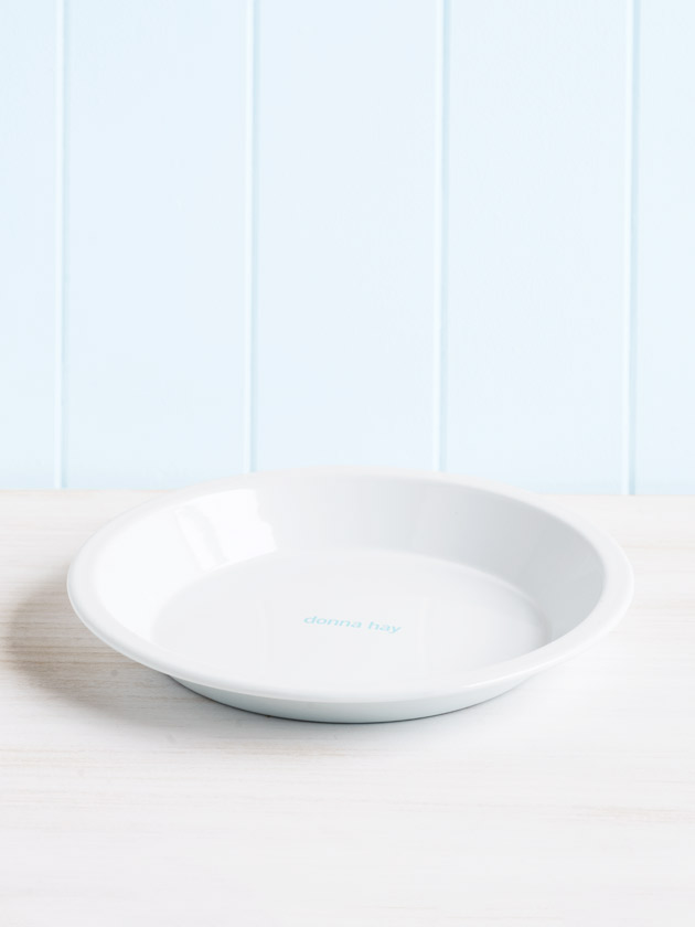 Enamel pie dish round - white Enamel pie dish round - white