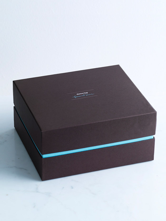 gift box – medium gift box – medium