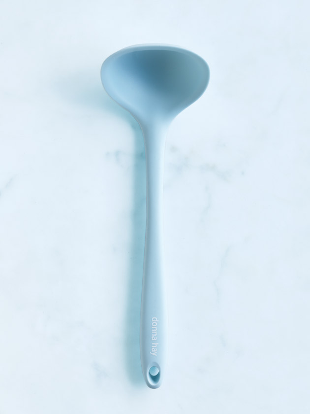 Silicone ladle - Pale blue