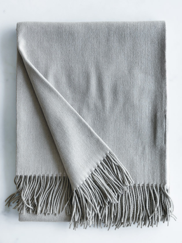 WOOL AND CASHMERE THROW - NUTMEG CHAI WOOL AND CASHMERE THROW - NUTMEG CHAI
