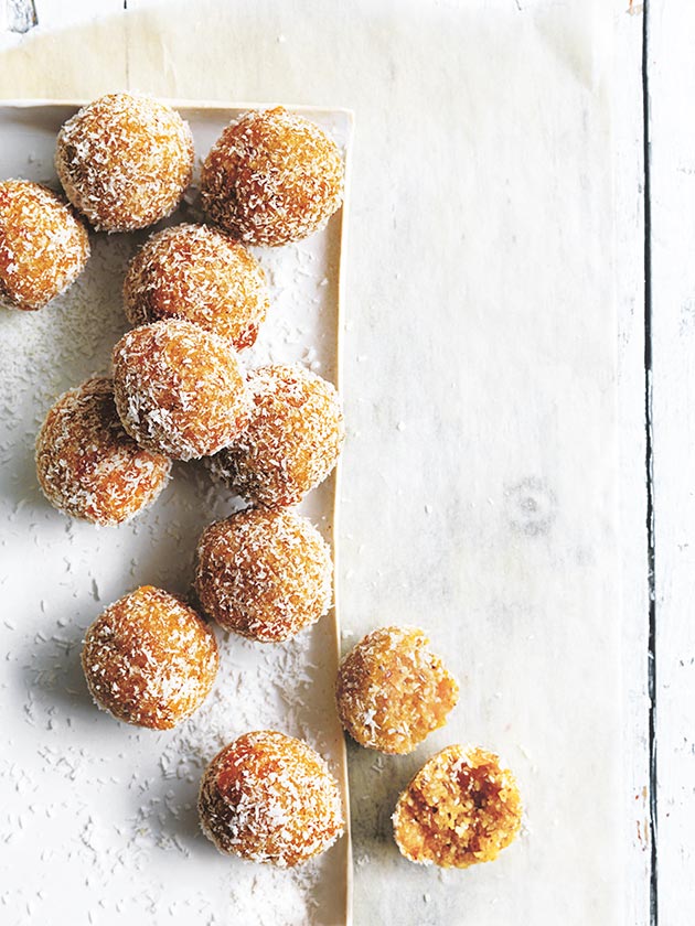 HEALTHY SNACK COCONUT CHIA AND APRICOT BLISS BALLS