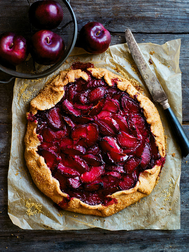 SUMMER FRUITS PLUM AND ALMOND FREE FORM TART