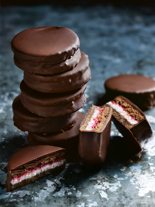 BETTER-FOR-YOU TREATS RAW CHOC-RASPBERRY COCONUT BISCUITS