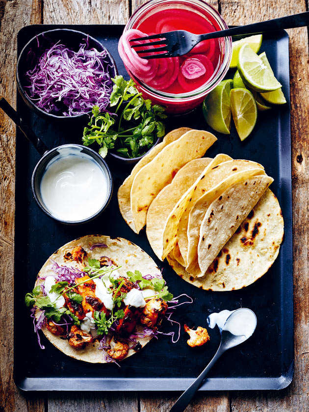 FRESH CHIPOTLE CHICKEN AND CAULIFLOWER TACOS