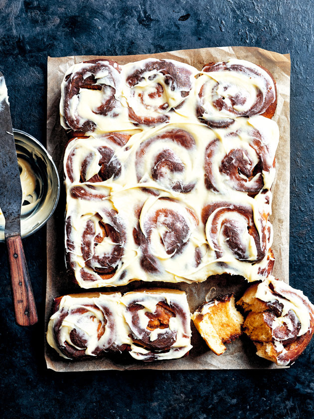 WEEKEND BAKING PROJECT CINNAMON SCROLLS